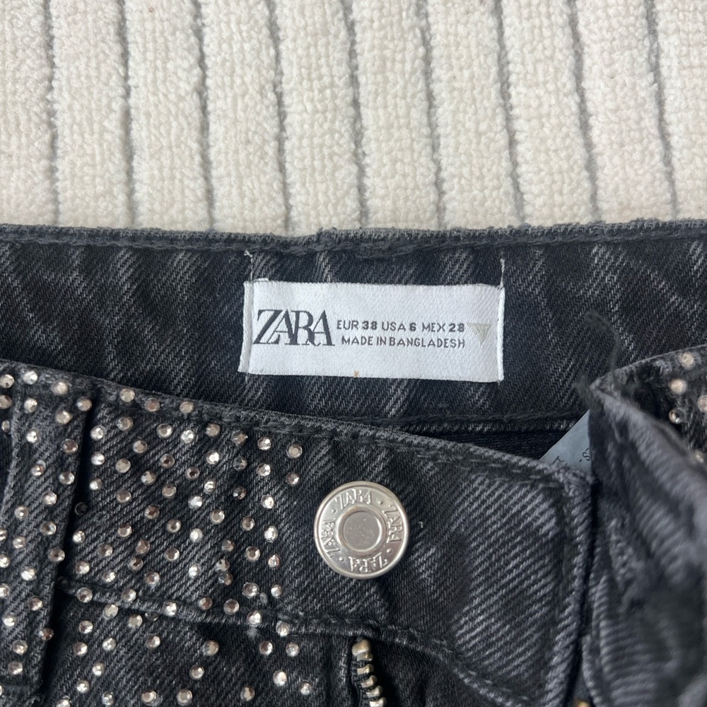 Zara Black Straight Leg Jeans with Silver Accents - Picture 3 of 5